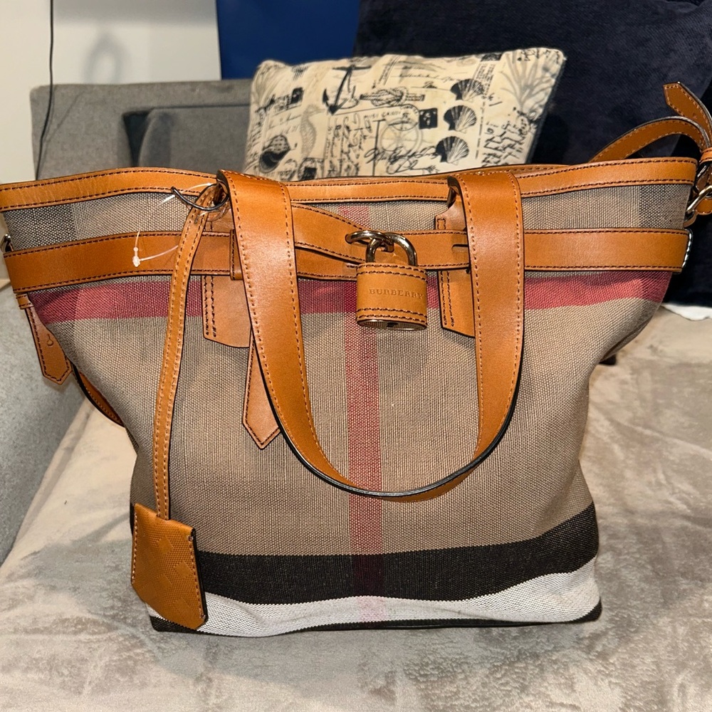 Burberry Canvas Mega Check Medium Traveler Tote Saddle Brown